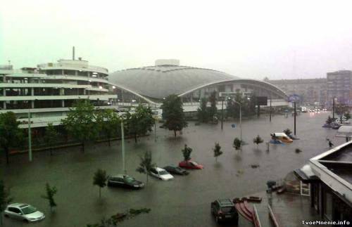 Потоп на Комаровке в 2009-м Потоп на Комаровке в 2009-м