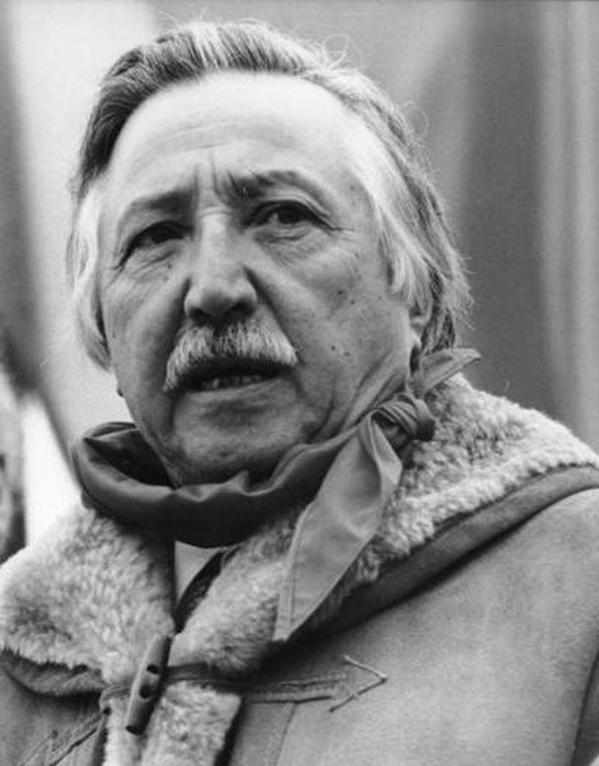 умер Луис Корвалан