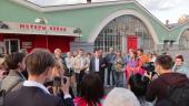 Москва: Дмитрий Гусев и Илья Свиридов провели встречу с москвичами по вопросу сноса конструктивистских гаражей