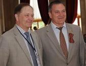 ������ �� ������� �������� �� "����������" � "������������" ������ � ������� �����������