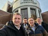 Свердловские коммунисты победили единороссов, которые пытались через суд отнять мандат депутата КПРФ