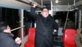 Ким Чен Ын прокатился на новом троллейбусе по ночному Пхеньяну