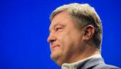 Президент на Мальдивах. Запад включил для Порошенко красный
