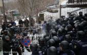 Столкновения под Соломенским судом: задержаны три человека