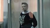 На суде Савченко выпустили из "аквариума"