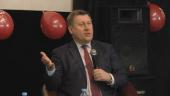 Дискуссия мэра-коммуниста с пионерами прошла в Новосибирске